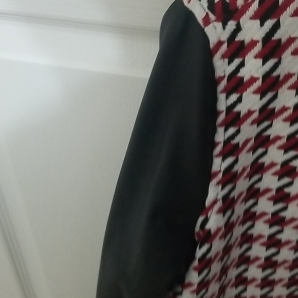 Bomber jacket - Picture 3 of 3